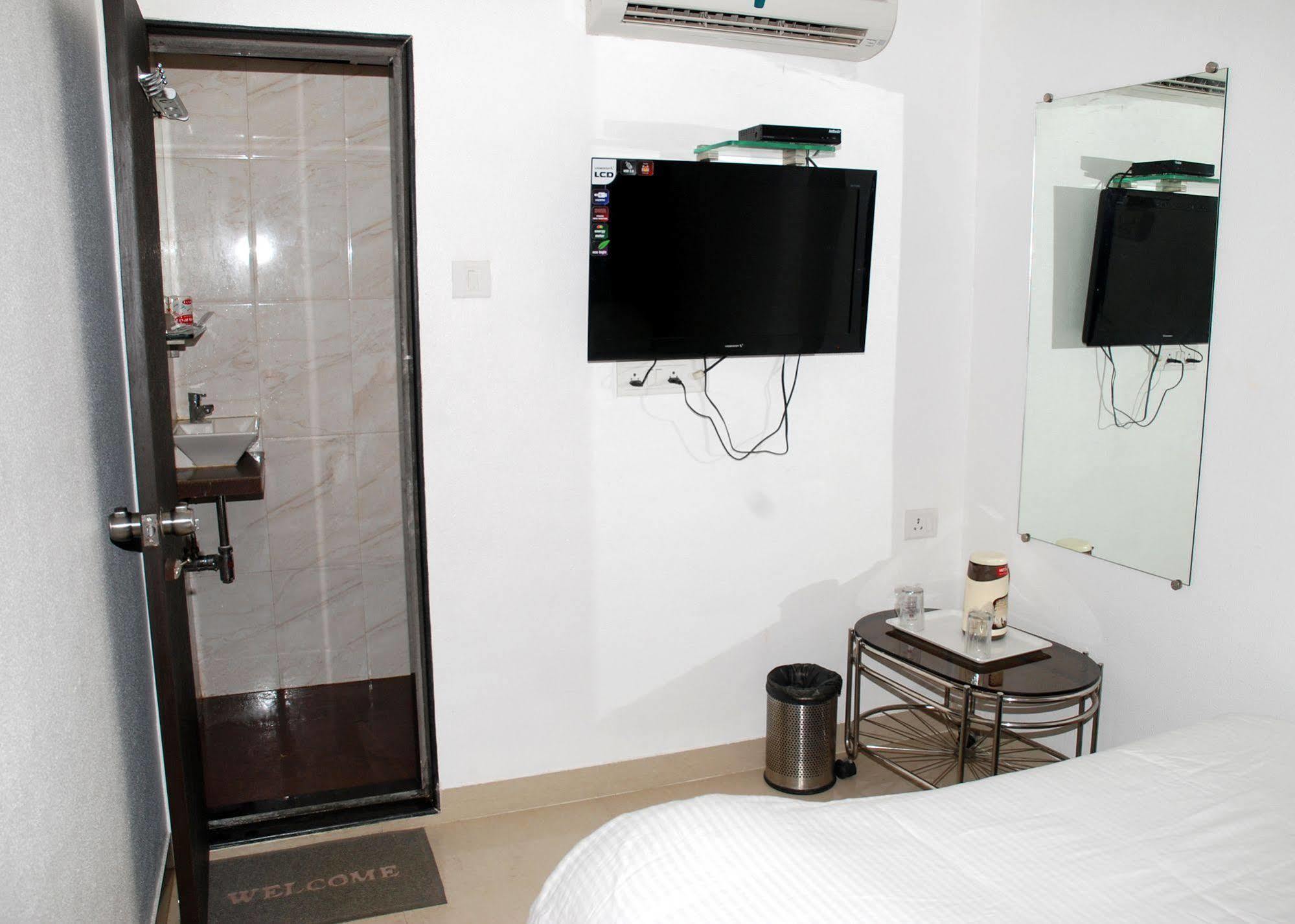 Hotel Fortune Mumbai Ngoại thất bức ảnh