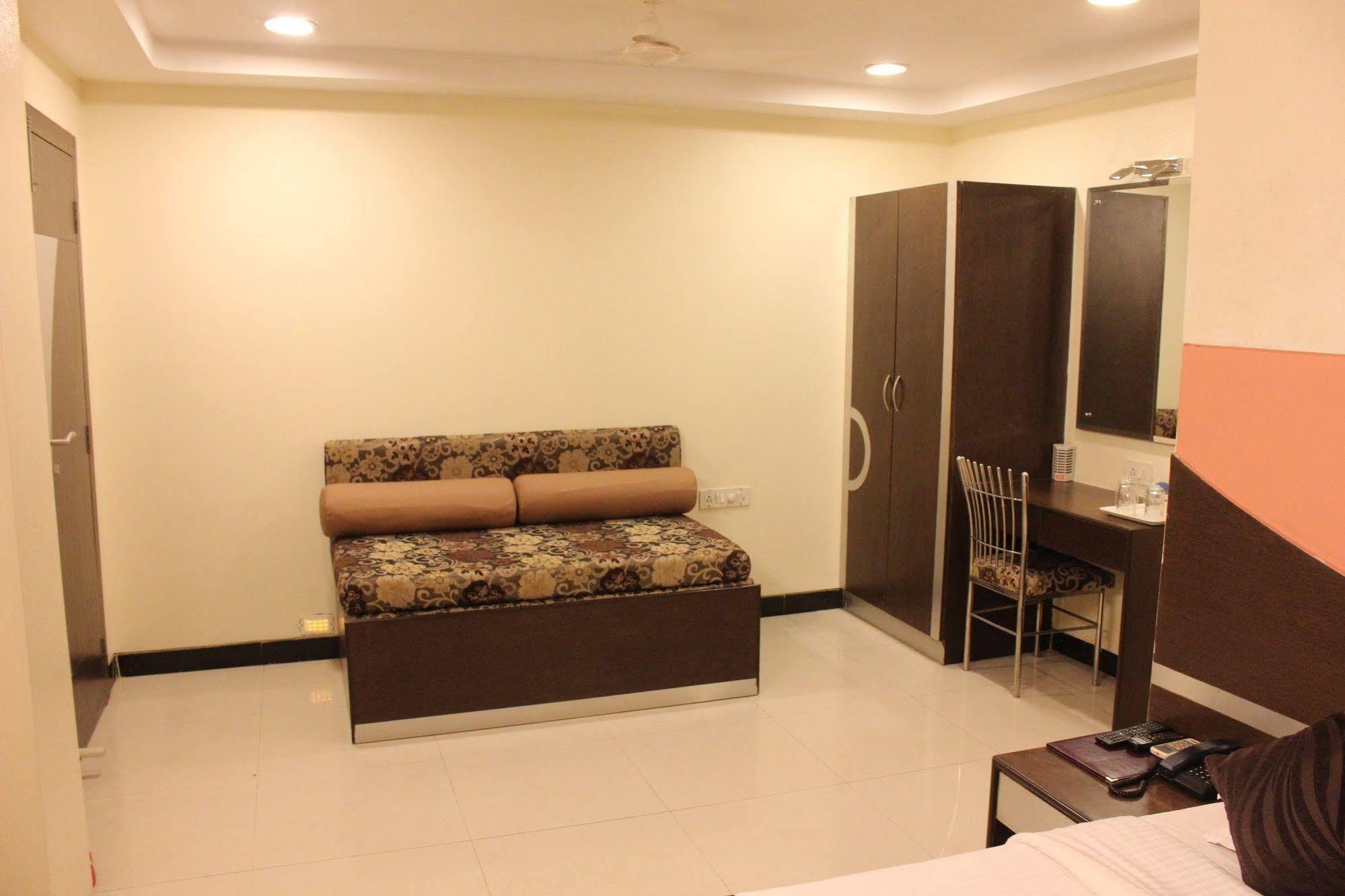 Hotel Fortune Mumbai Ngoại thất bức ảnh